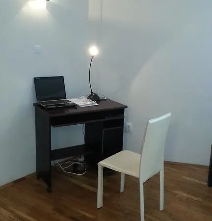 Studio Eliade Апартаменты *